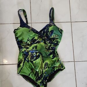 Green & Blue Women's One-Piece Swimsuit